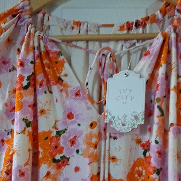 Ivy City Co Pink and Orange Floral Maxi Dress - Picture 3 of 6